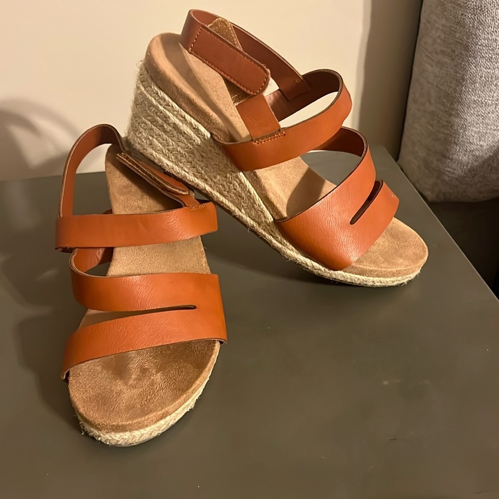 Summer Wedges 👡